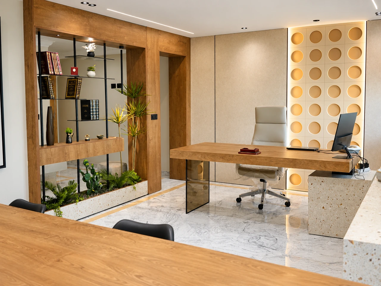 Bureau d'avocat avec étagères et bureau